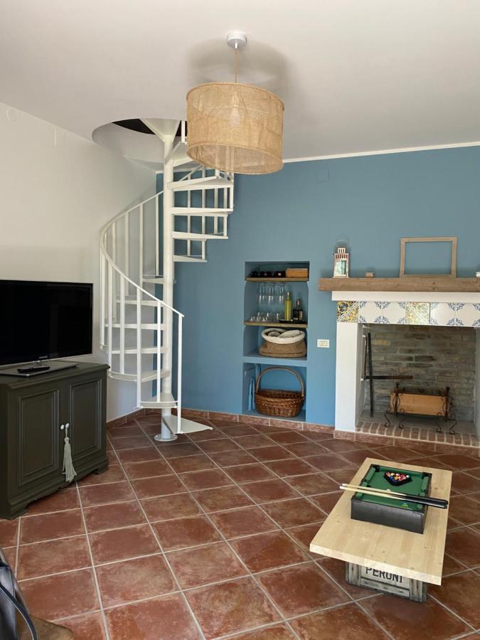 Vila Casale Cialifone Alanno Exteriér fotografie